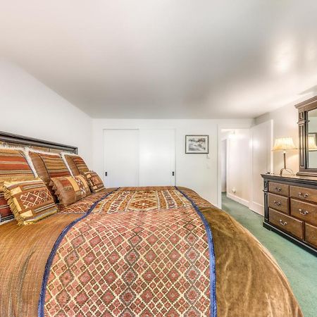 Single Level Ranch Condo In Elkhorn 선밸리 외부 사진