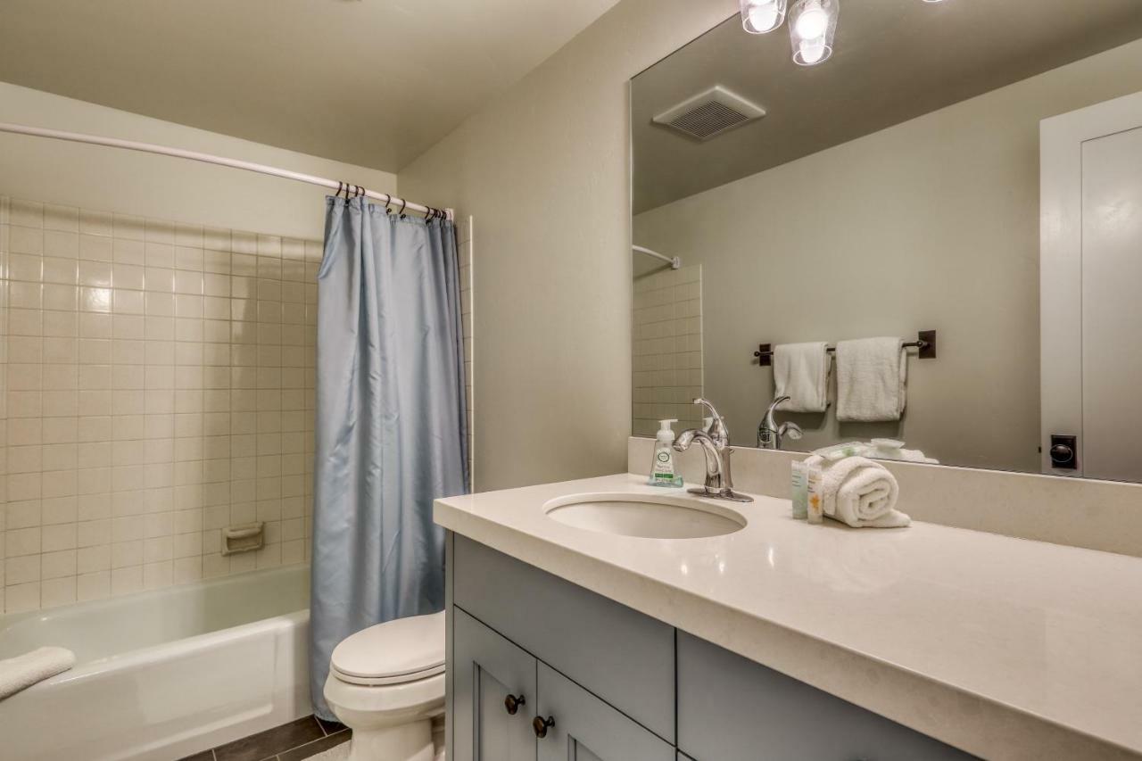 Single Level Ranch Condo In Elkhorn 선밸리 외부 사진