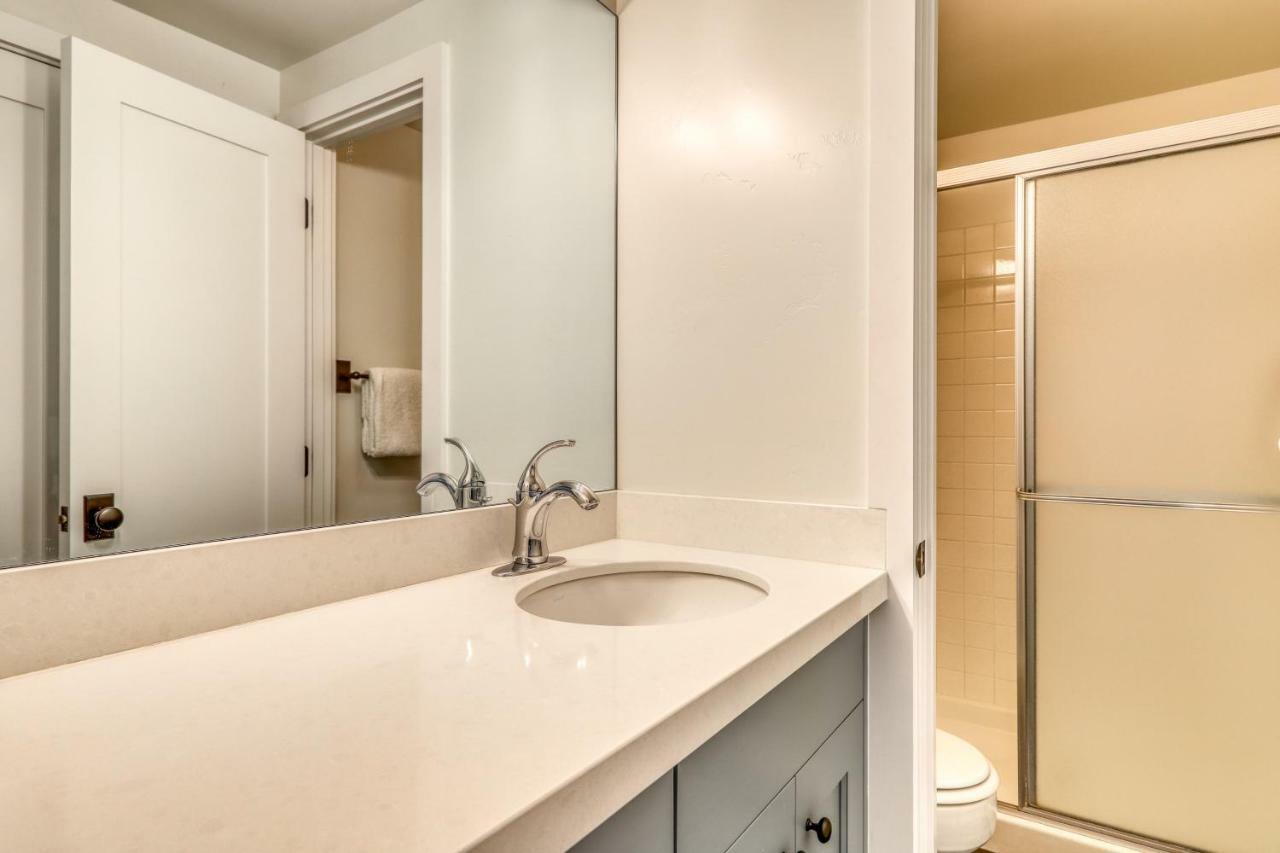 Single Level Ranch Condo In Elkhorn 선밸리 외부 사진